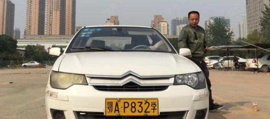 武汉天马驾校训练场